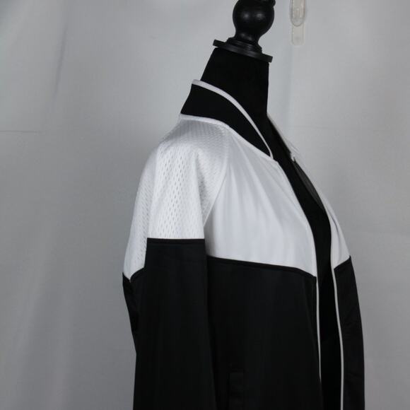 NFL Raiders Black & White Jacket with Sequence Logo Size Large - Picture 7 of 12